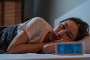 晚睡會怎樣？深度探索長期晚睡的危害與解決方法！